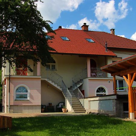 Prenocisca Angelin Hram, Tiny Apartments Markovec Zewnętrze zdjęcie